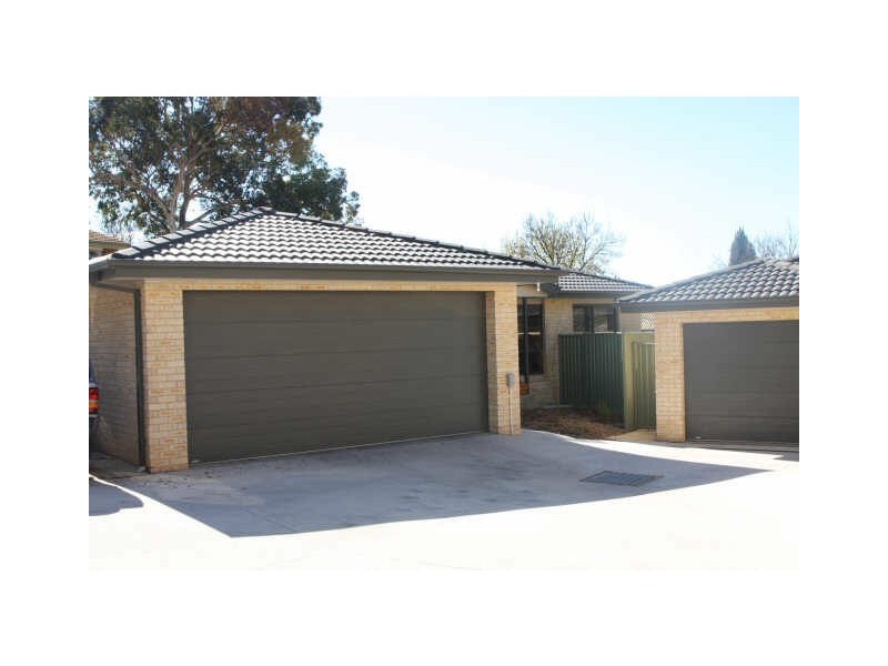 2/9 Parr Place, Queanbeyan NSW 2620