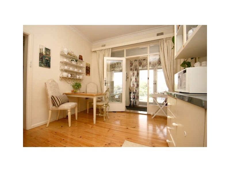 4 Leck Street, Queanbeyan NSW 2620