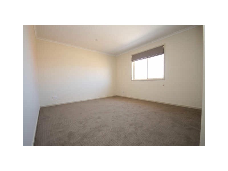 25 Tennyson Drive- Carwoola Gardens, Queanbeyan NSW 2620