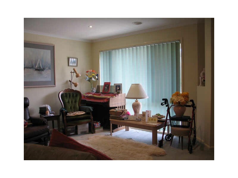 44 Thomas Royal Gardens, Queanbeyan NSW 2620