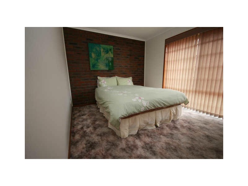 2/92 Collett Street, Queanbeyan NSW 2620