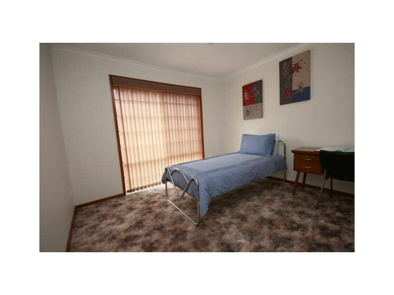 2/92 Collett Street, Queanbeyan NSW 2620