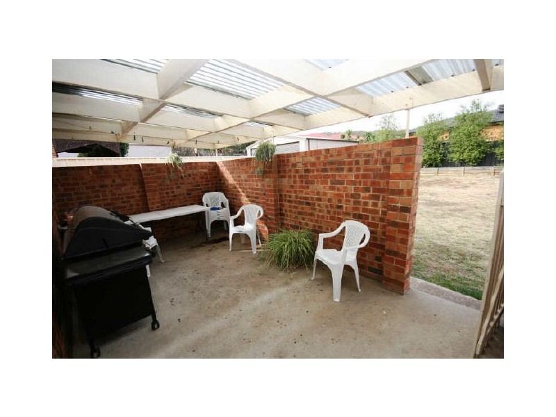 23 Crest Park Parade, Queanbeyan NSW 2620