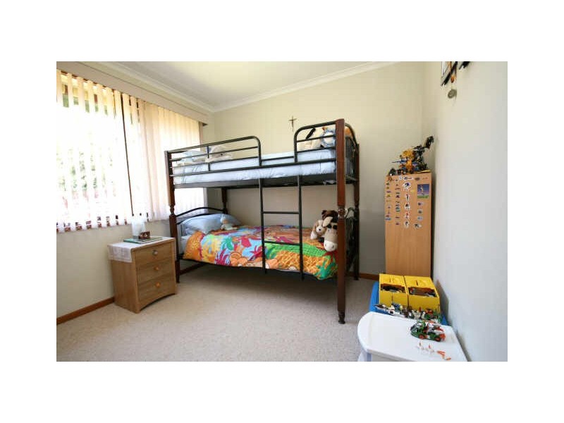 10 Elliot Street, Queanbeyan NSW 2620