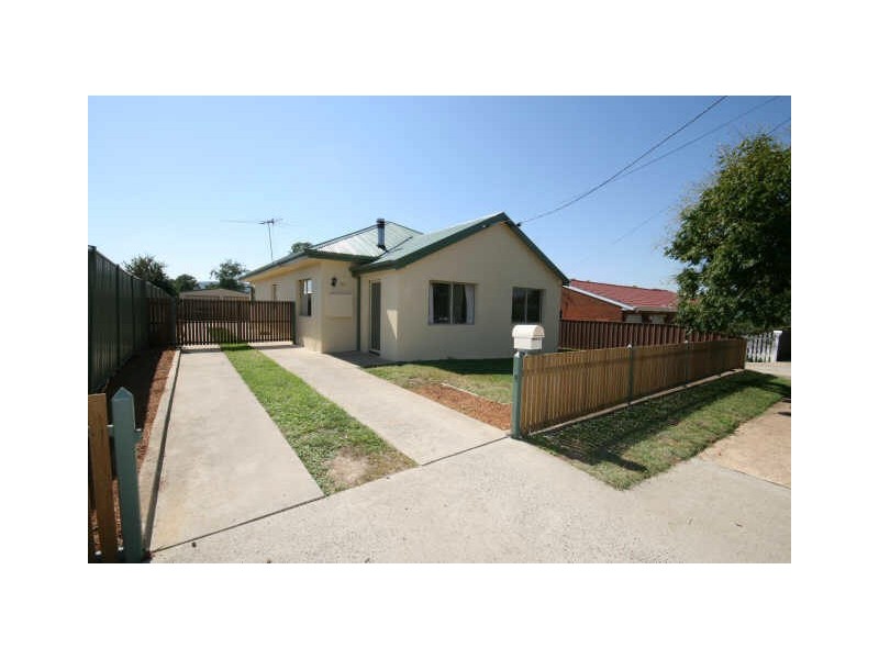 64 Ross Road, Queanbeyan NSW 2620