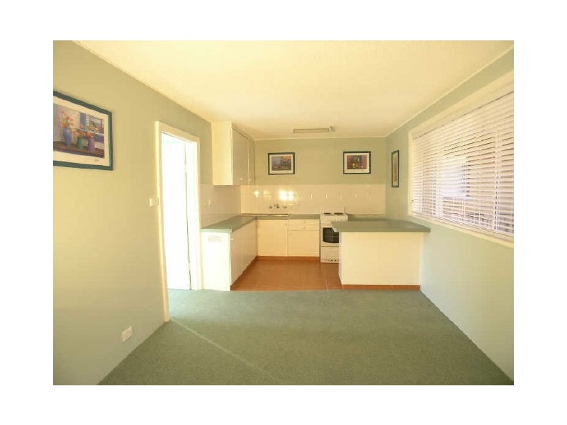 9/11 – 15 Buttle Street, Queanbeyan NSW 2620