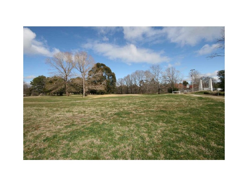 17/46 Trinculo Place, Queanbeyan NSW 2620