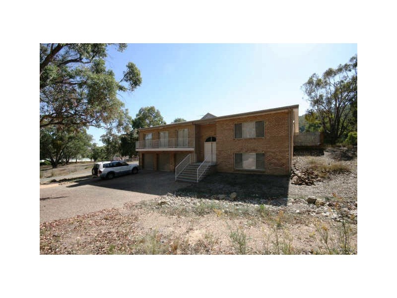 34 Taylor Place, Queanbeyan NSW 2620