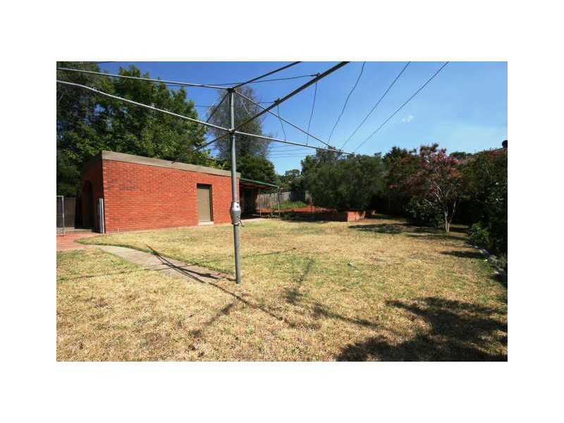 16 Candlebark Road, Queanbeyan NSW 2620