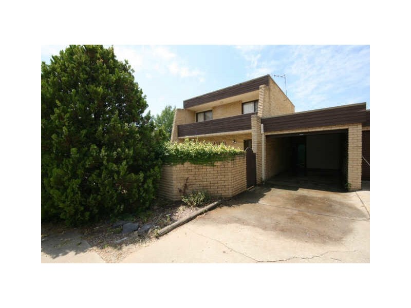 3/20 Donald Road, Queanbeyan NSW 2620