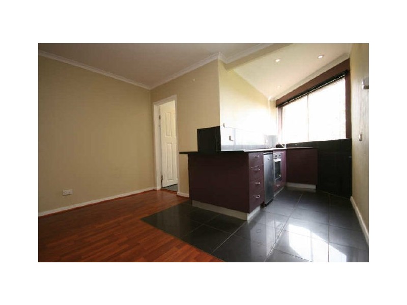 9/18 Trinculo Place, Queanbeyan NSW 2620