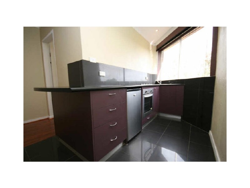 9/18 Trinculo Place, Queanbeyan NSW 2620