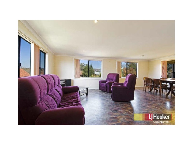 27 Kathleen Street, Queanbeyan NSW 2620