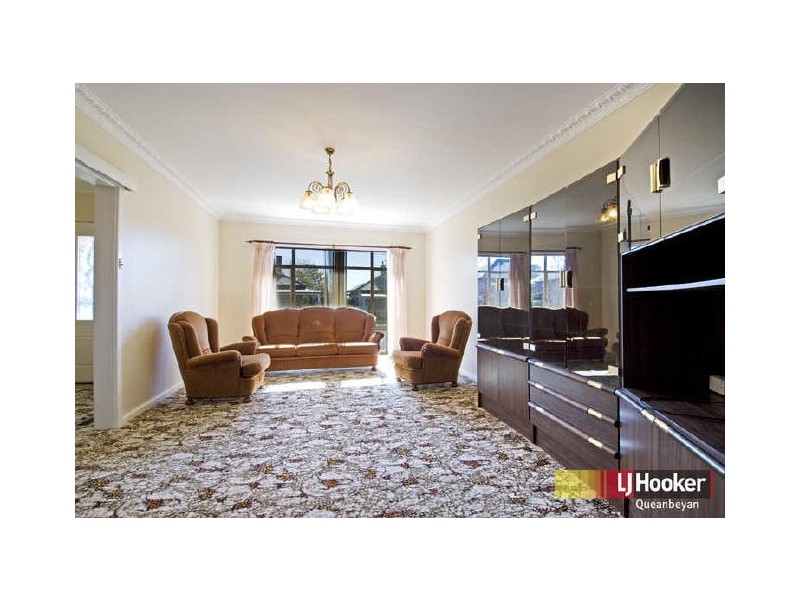 27 Kathleen Street, Queanbeyan NSW 2620