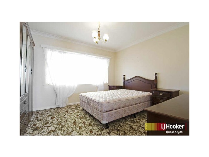 27 Kathleen Street, Queanbeyan NSW 2620