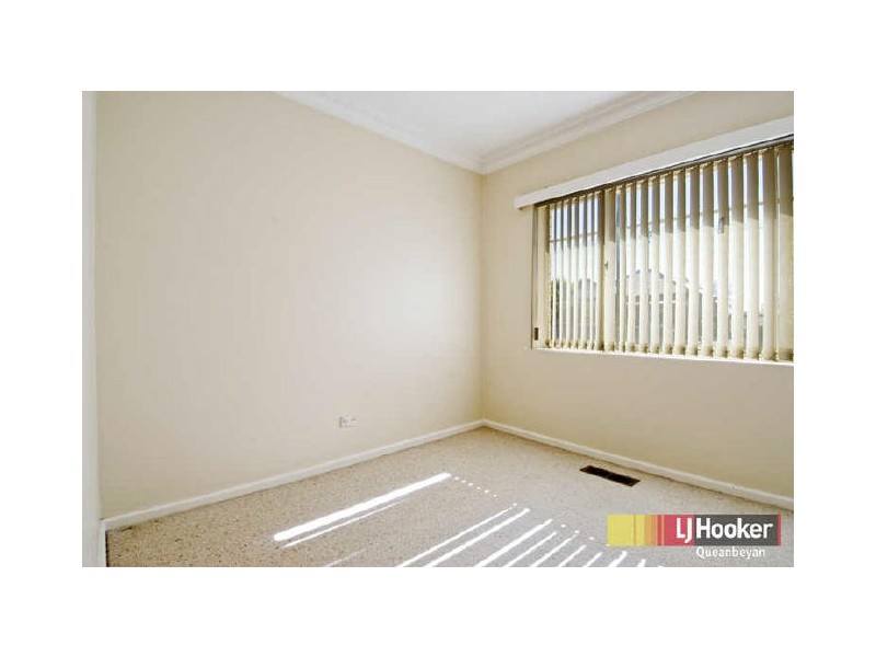 27 Kathleen Street, Queanbeyan NSW 2620