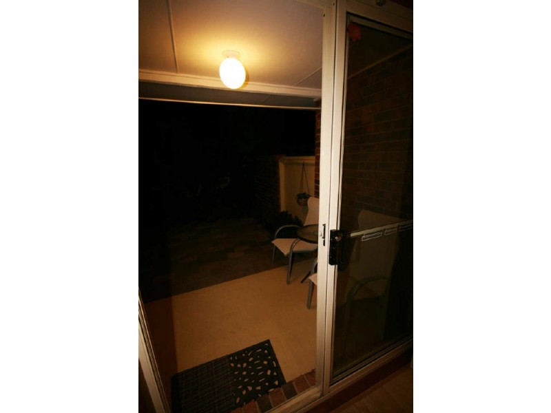 22/27 Elm Way, Jerrabomberra NSW 2619