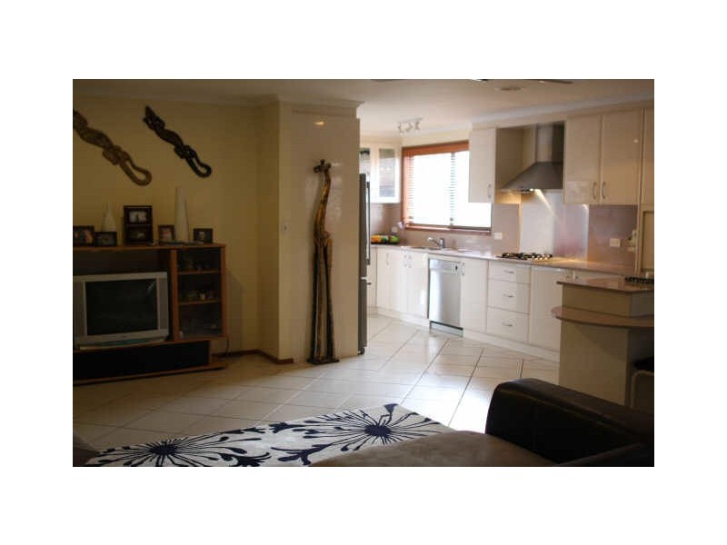 62 Barracks Flat Drive, Queanbeyan NSW 2620