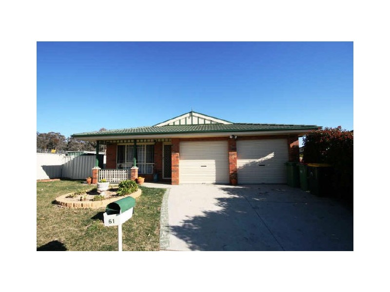 61 Thomas Royal Gardens, Queanbeyan NSW 2620