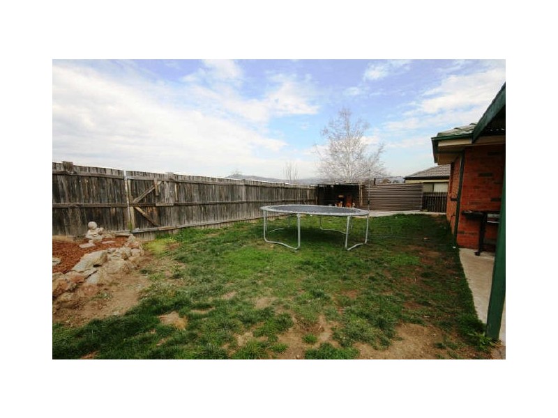 61 Thomas Royal Gardens, Queanbeyan NSW 2620