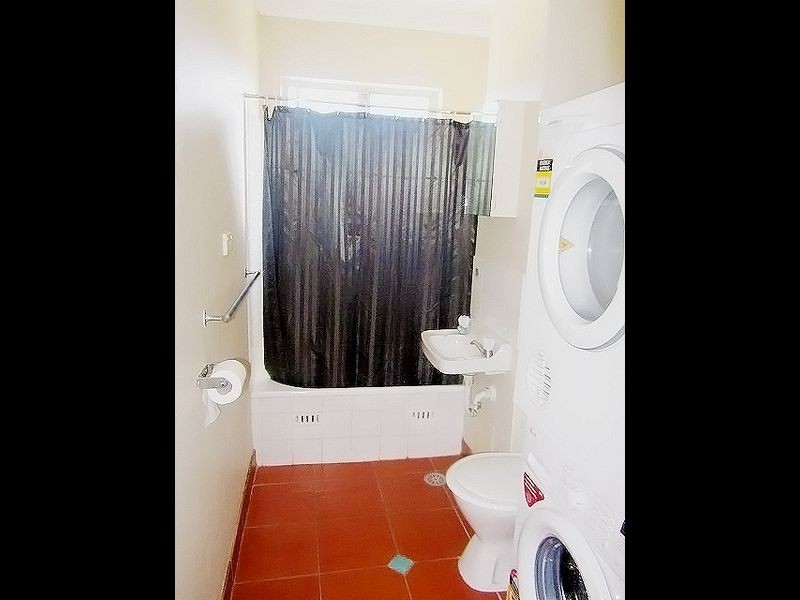 18/12 Morisset Street, Queanbeyan NSW 2620