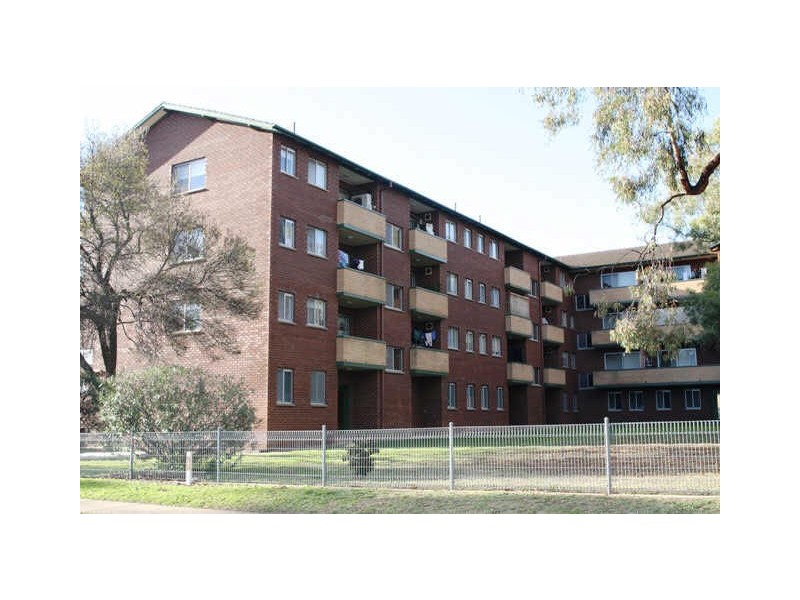 7/30 Trinculo Place, Queanbeyan NSW 2620