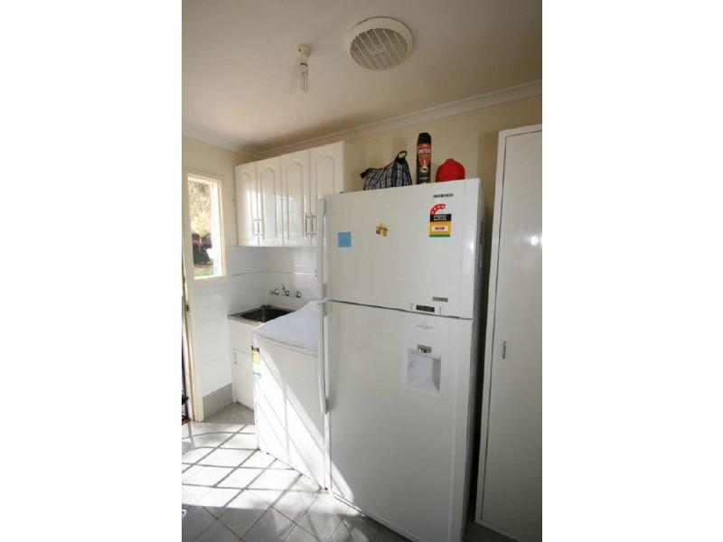 8 Oldfield Road, Queanbeyan NSW 2620