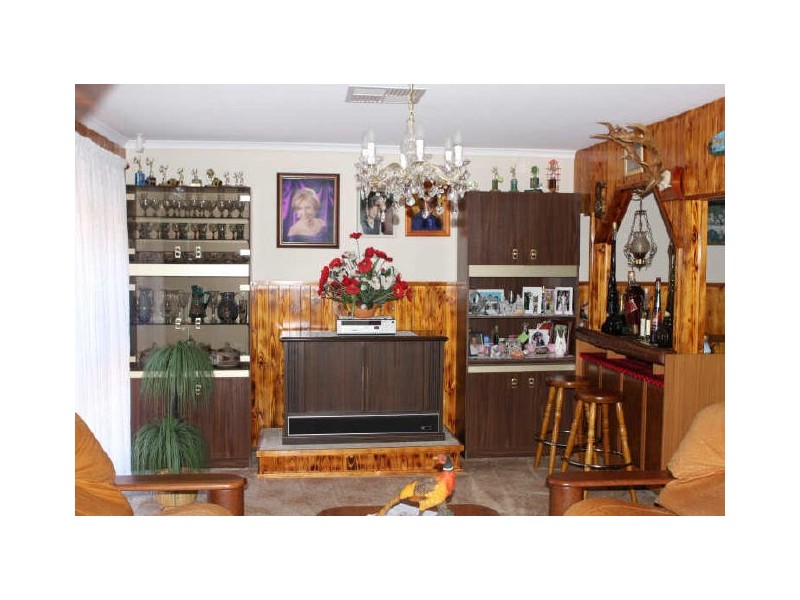 7 Meehan Close, Queanbeyan NSW 2620