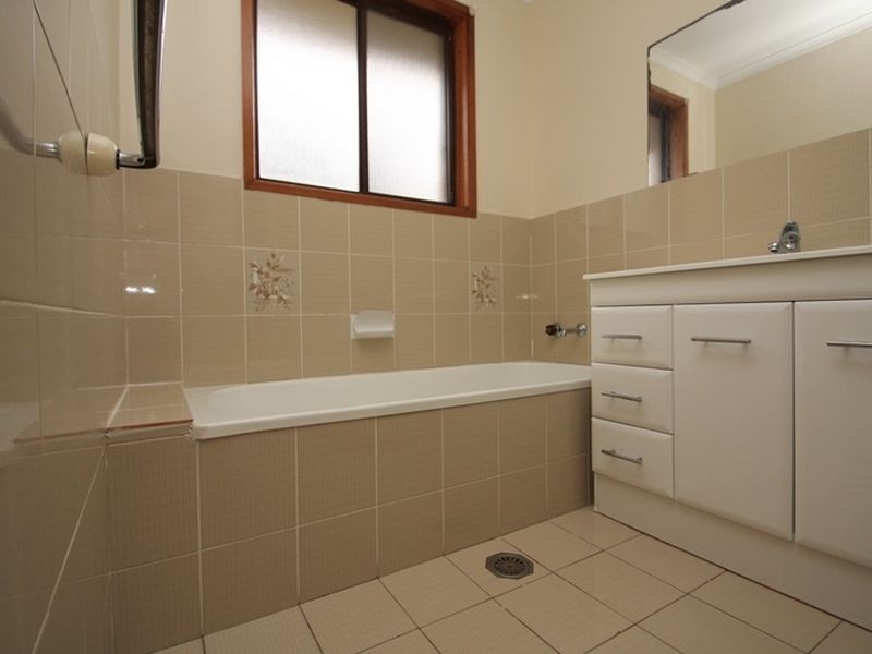 2/22 Southbar Road, Queanbeyan NSW 2620