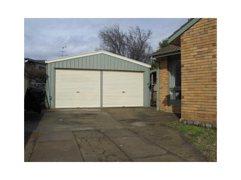 20 Malcolm Road, Queanbeyan NSW 2620