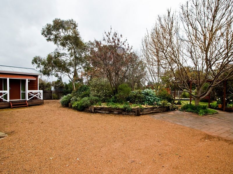 1 McEwan Avenue, Queanbeyan NSW 2620