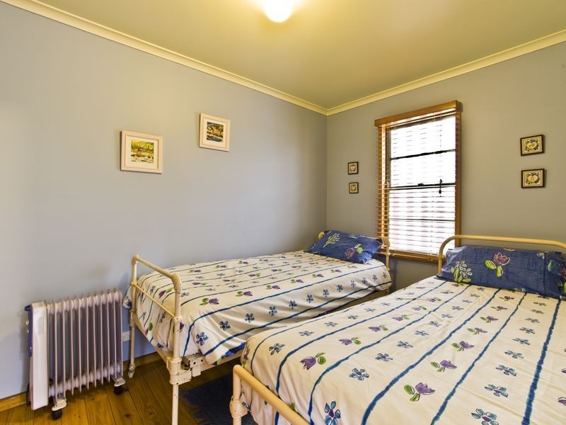 1 McEwan Avenue, Queanbeyan NSW 2620
