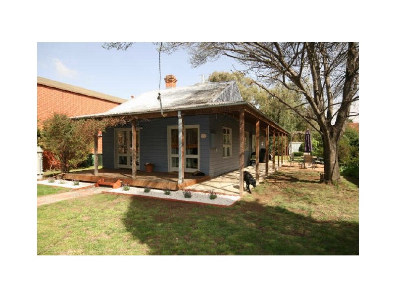 39 Campbell Street, Queanbeyan NSW 2620