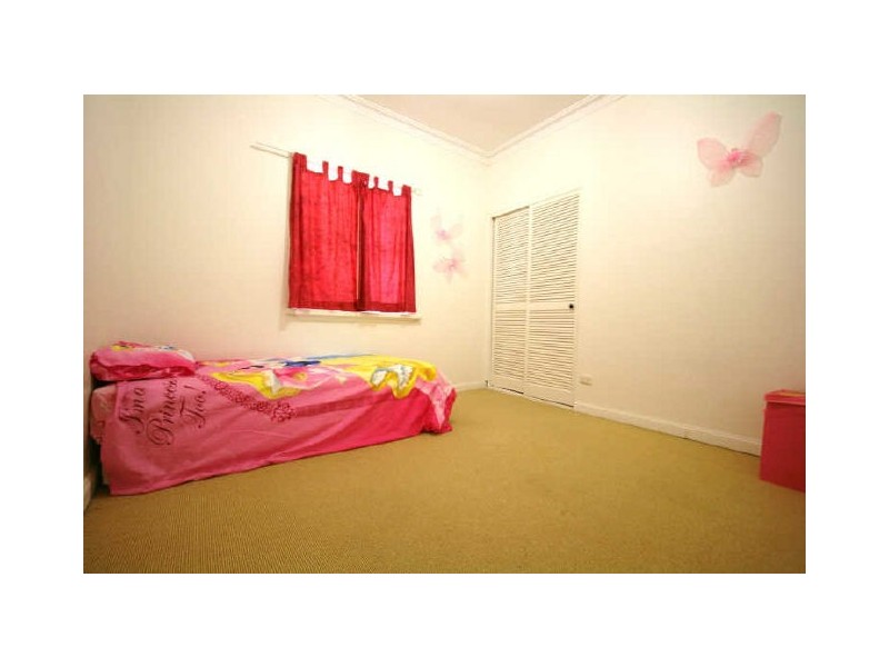 15 Elizabeth Crescent, Queanbeyan NSW 2620