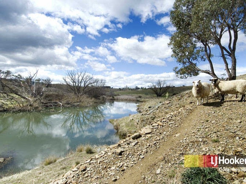 188 Molonglo River Drive, Carwoola NSW 2620