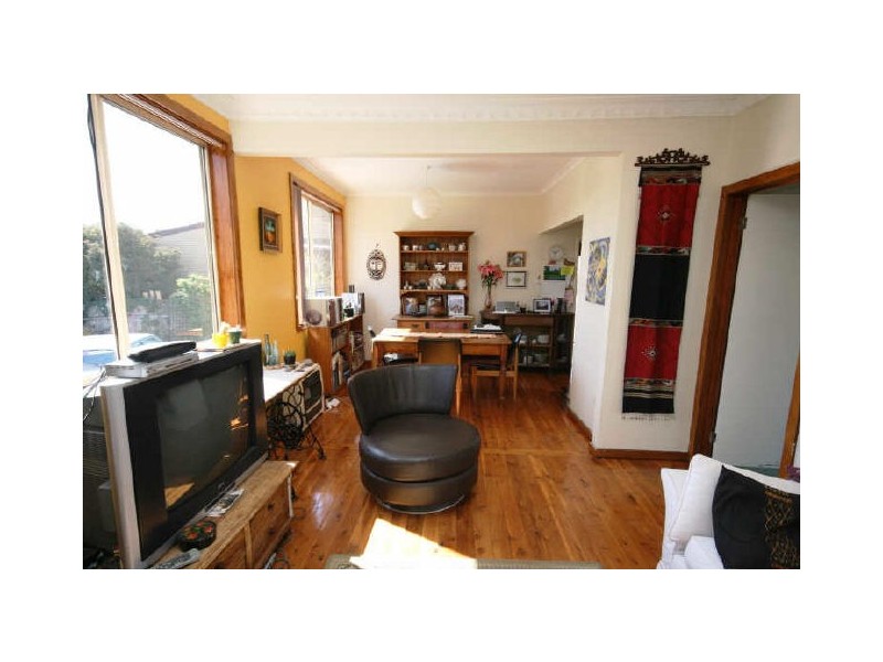 4 Railway Avenue, Queanbeyan NSW 2620