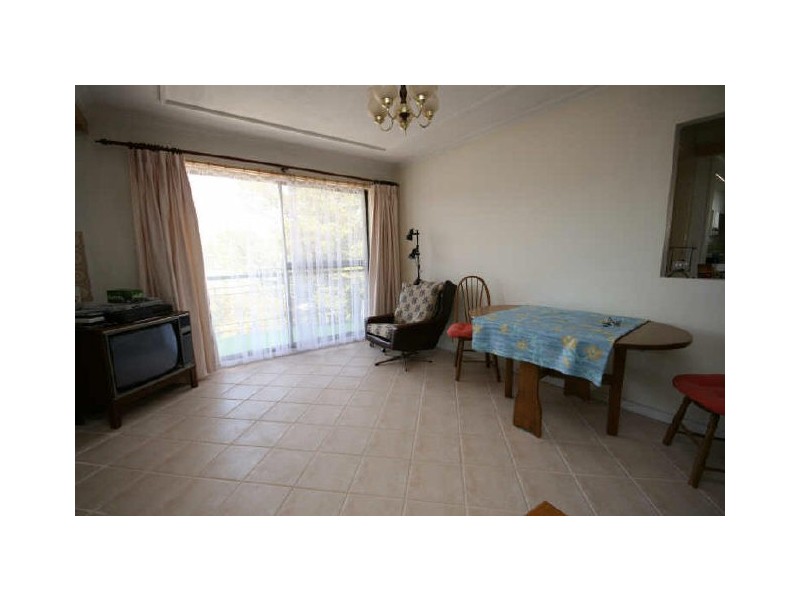 32/13-15 Mowatt Street, Queanbeyan NSW 2620