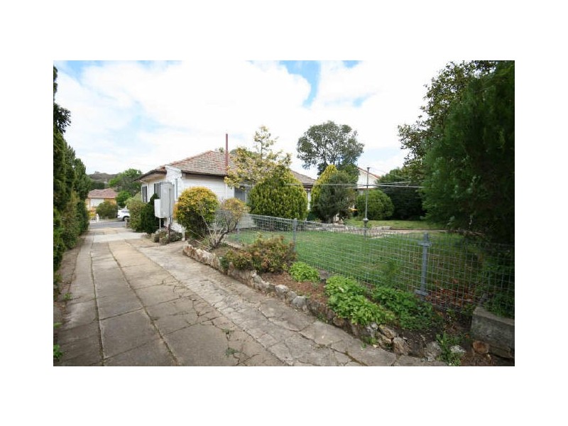 34 Thorpe Avenue, Queanbeyan NSW 2620