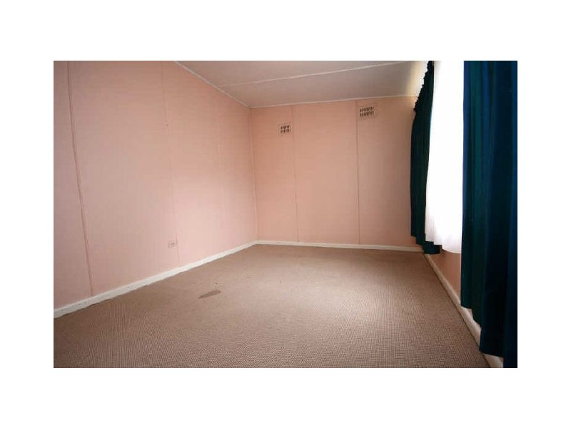 34 Thorpe Avenue, Queanbeyan NSW 2620