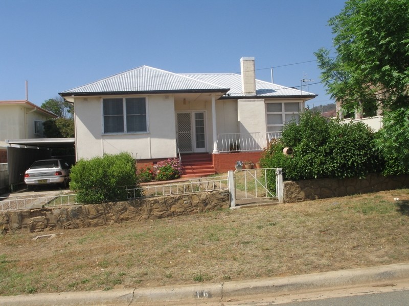 16 Gerald Street, Queanbeyan NSW 2620