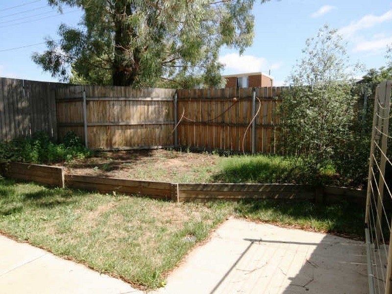 11/7-9 Waterloo Street, Queanbeyan NSW 2620