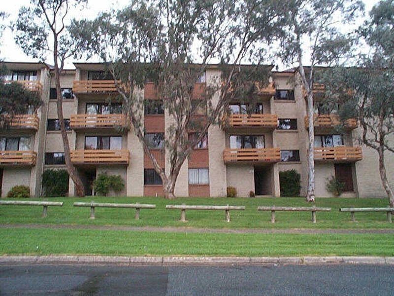 22/5 Crest Road, Queanbeyan NSW 2620
