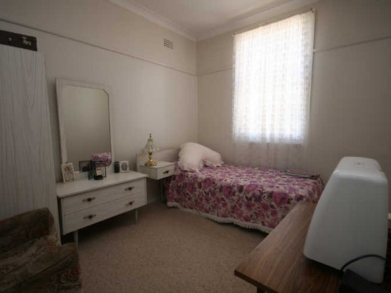 10 Gerald Street, Queanbeyan NSW 2620