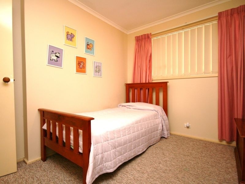 13/47 Christopher Cres, Queanbeyan NSW 2620