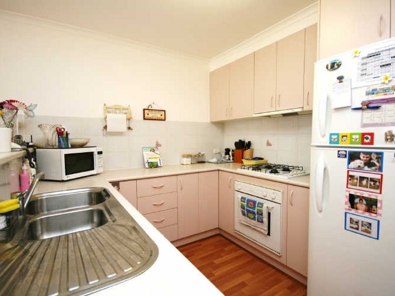 2/41 Carinya Street, Queanbeyan NSW 2620