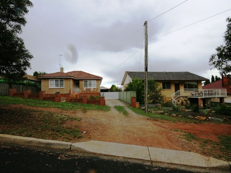 39&41 Crest Road, Queanbeyan NSW 2620