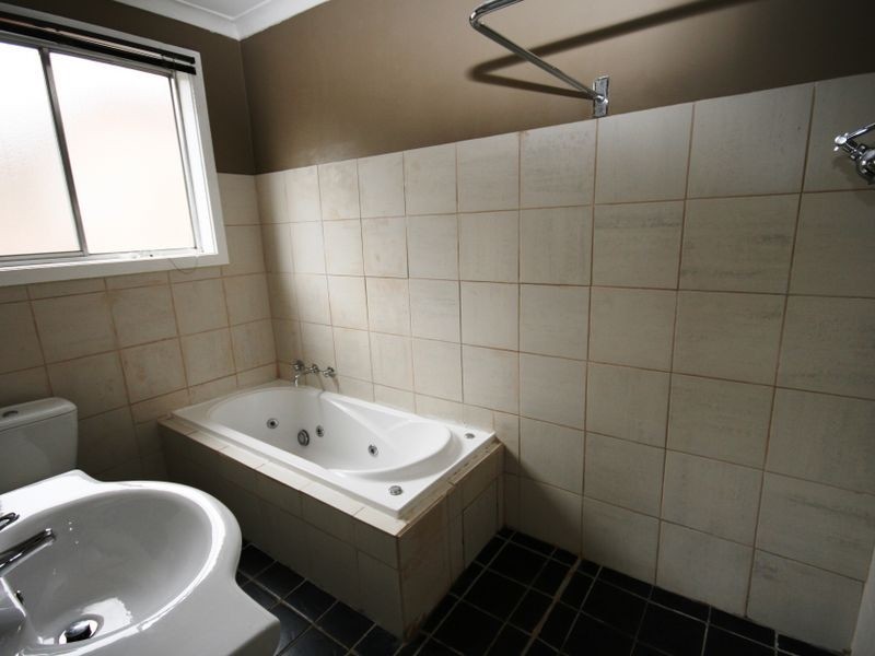 39&41 Crest Road, Queanbeyan NSW 2620