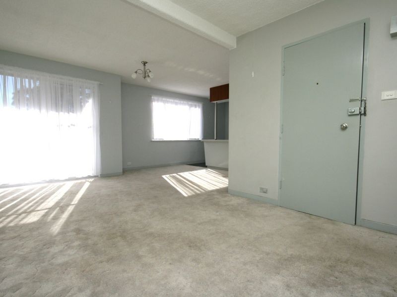 10/9 Crest Road, Queanbeyan NSW 2620