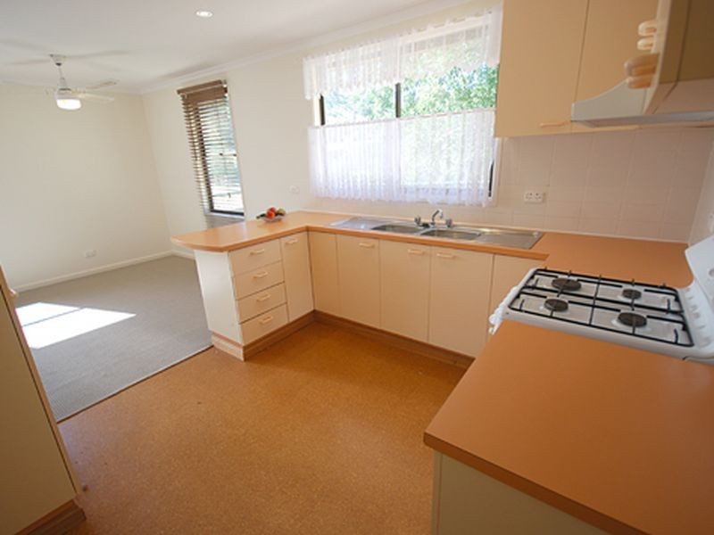 216 Foxlow Street, Captains Flat NSW 2623