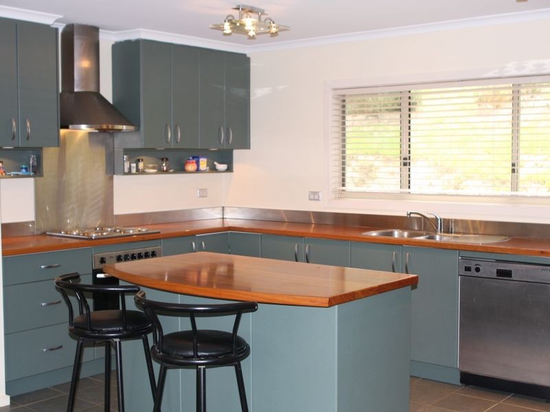 5 Harolds Cross Road, Captains Flat NSW 2623